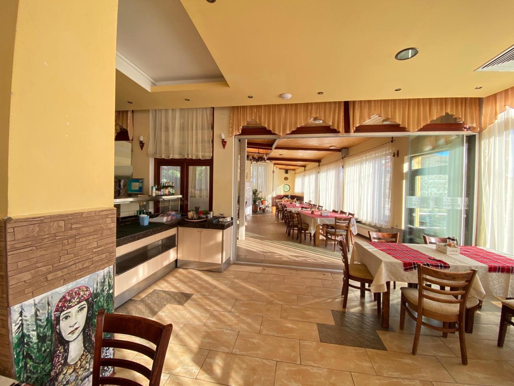 Boryka Family Hotel Asikoria Buitenkant foto
