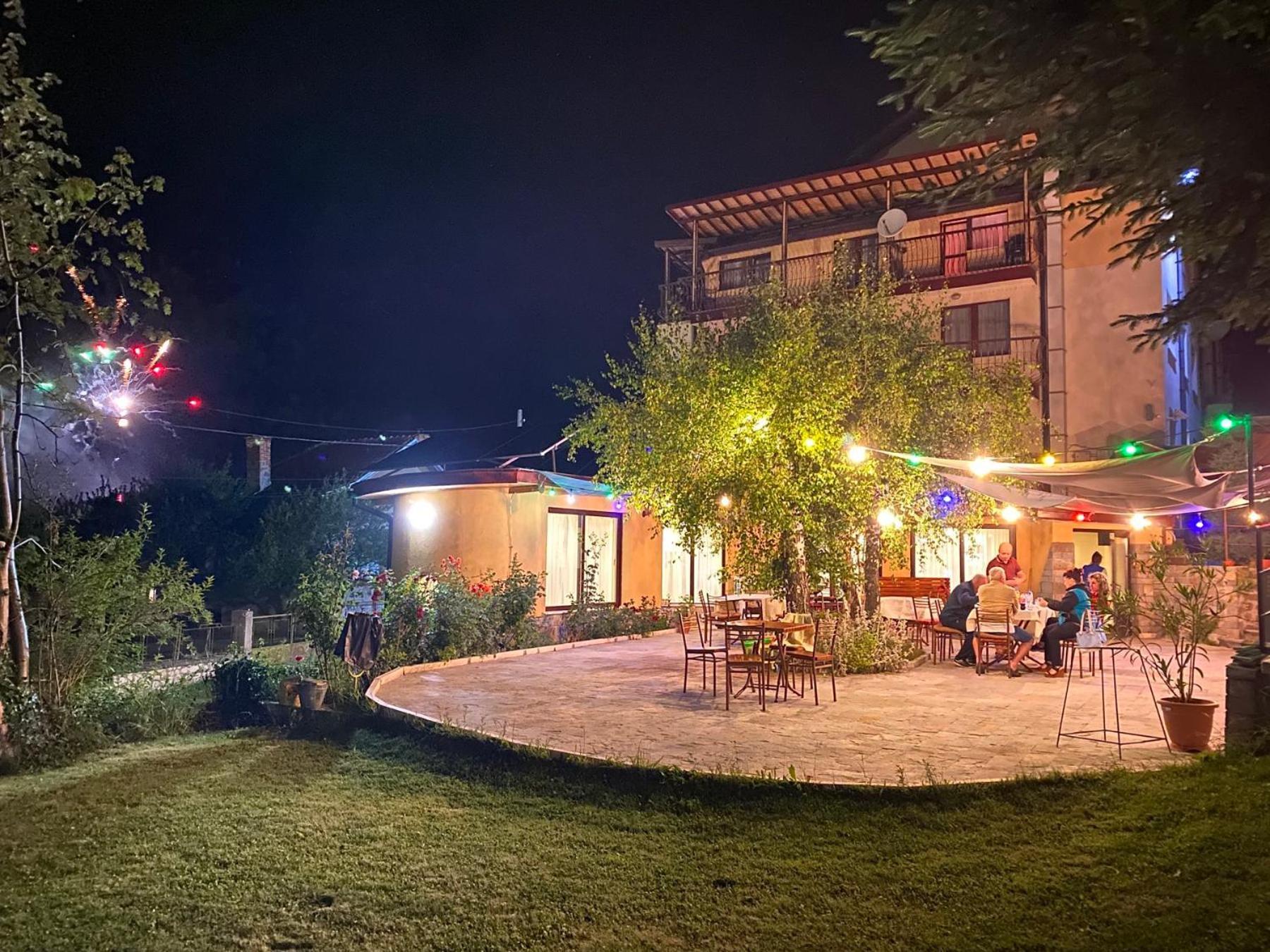Boryka Family Hotel Asikoria Buitenkant foto
