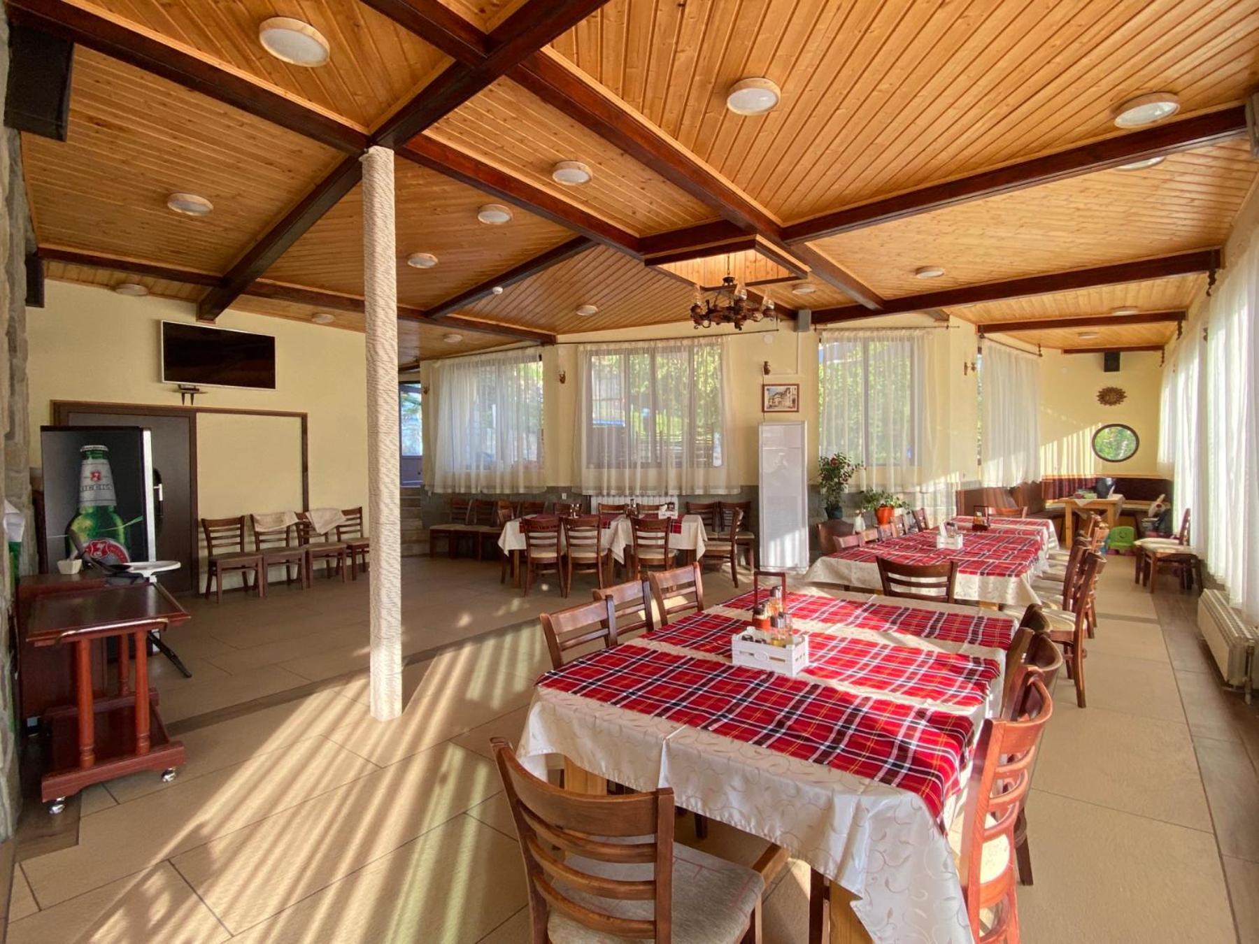 Boryka Family Hotel Asikoria Buitenkant foto