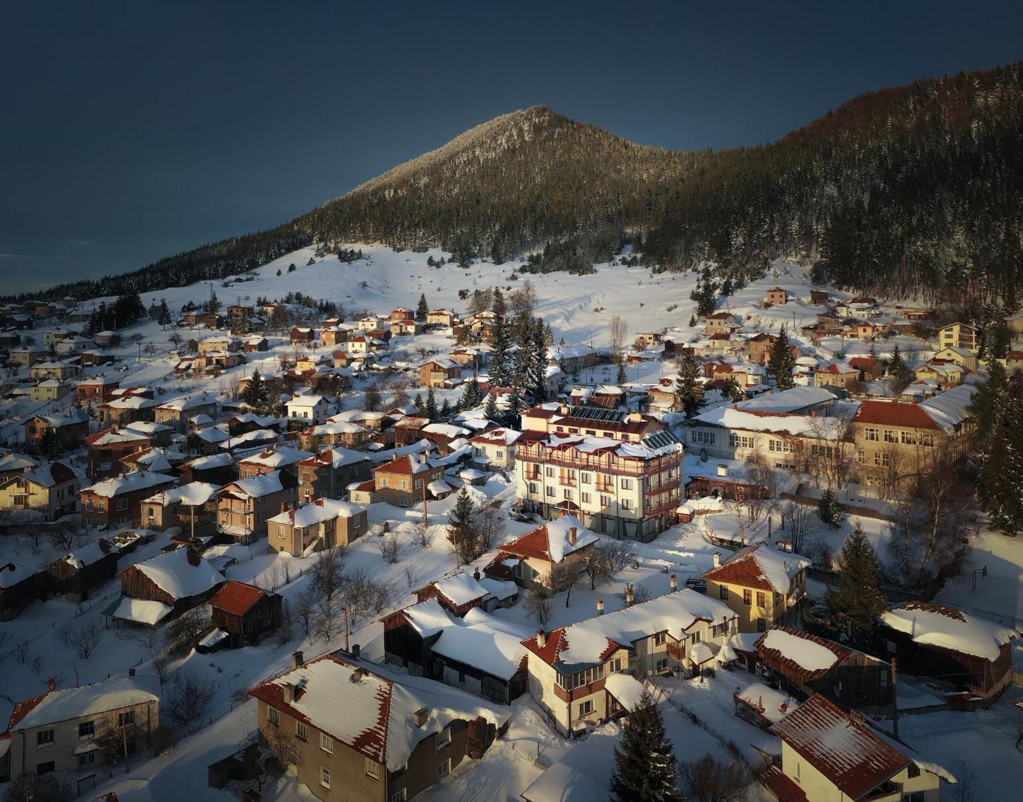 Boryka Family Hotel Asikoria Buitenkant foto